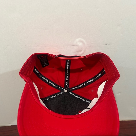 Air Jordan, Classic99 Hat, DV3148 687, Flight, Red & Black - Picture 9 of 10